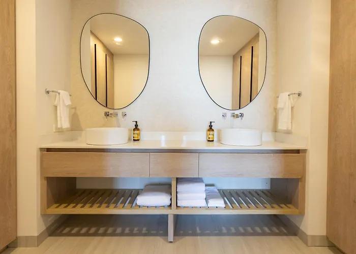 Apartment Luxury Pedregal - Views, Pool & Concierge *