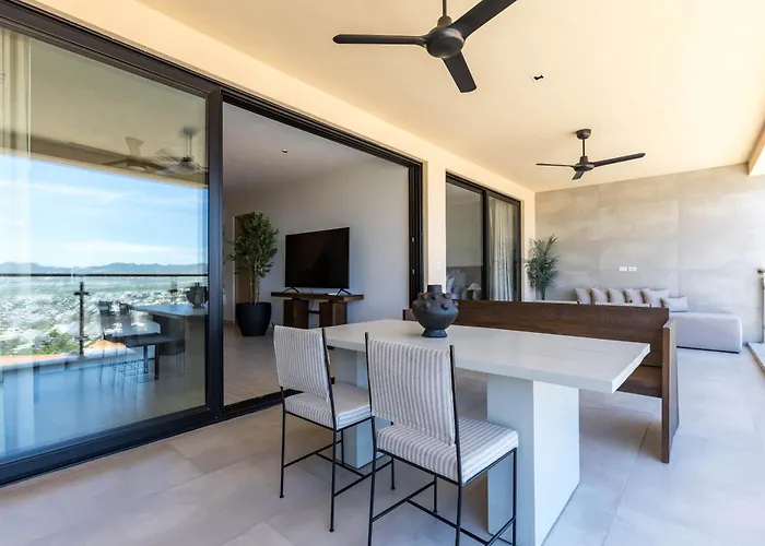 Luxury Pedregal - Views, Pool & Concierge
